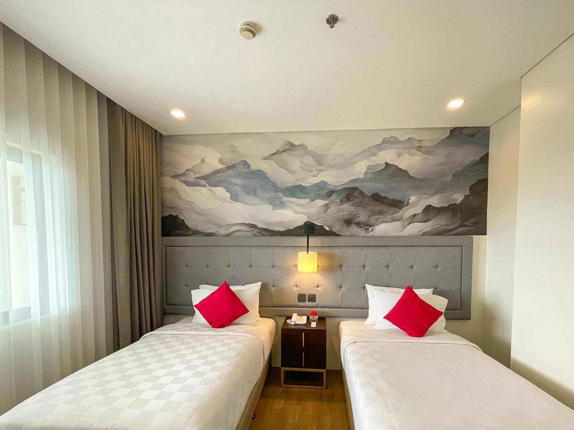 Summit Ridge Tagaytay - Newly Renovated Hotel Tagaytay City Exterior foto