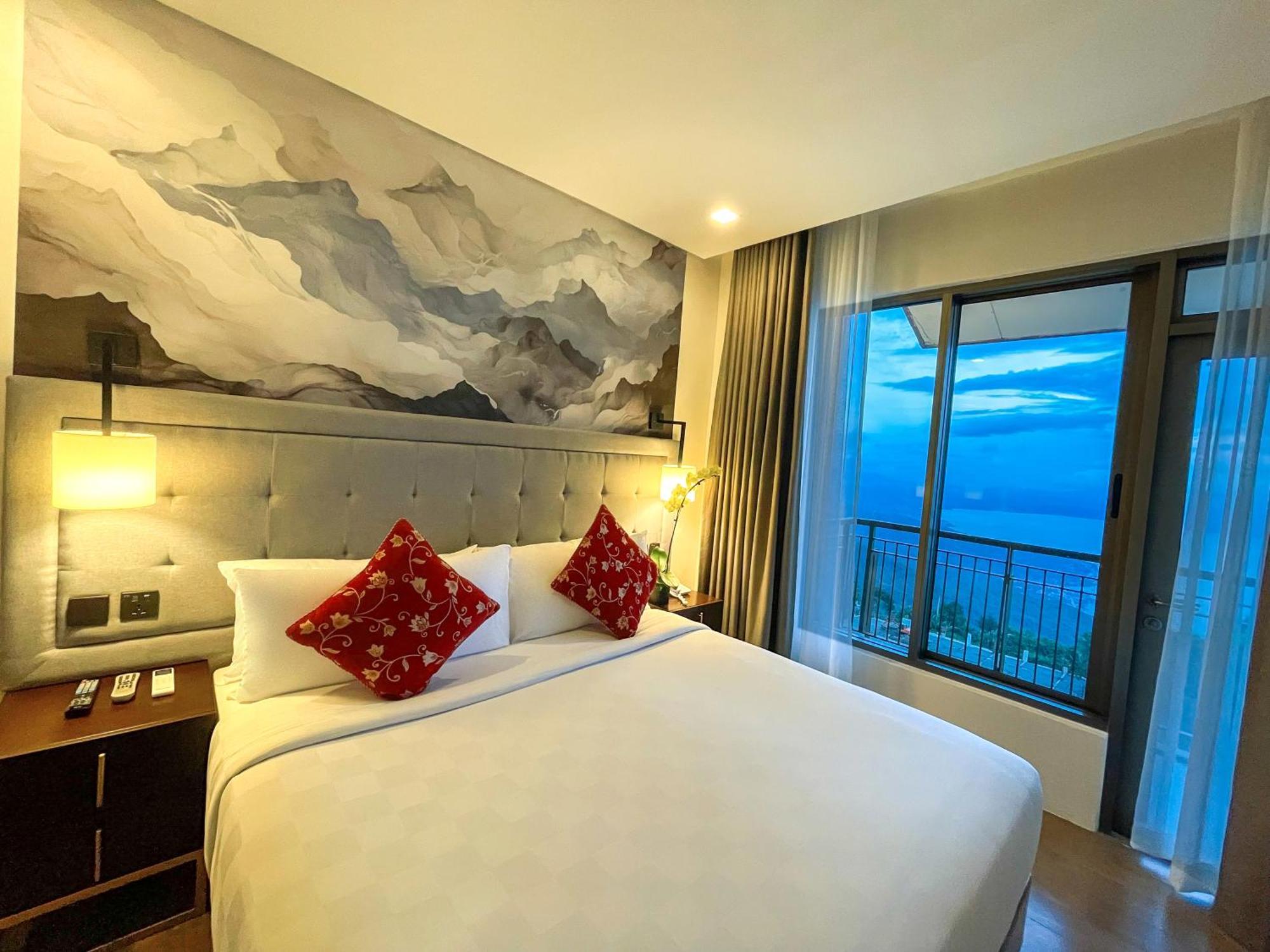 Summit Ridge Tagaytay - Newly Renovated Hotel Tagaytay City Exterior foto